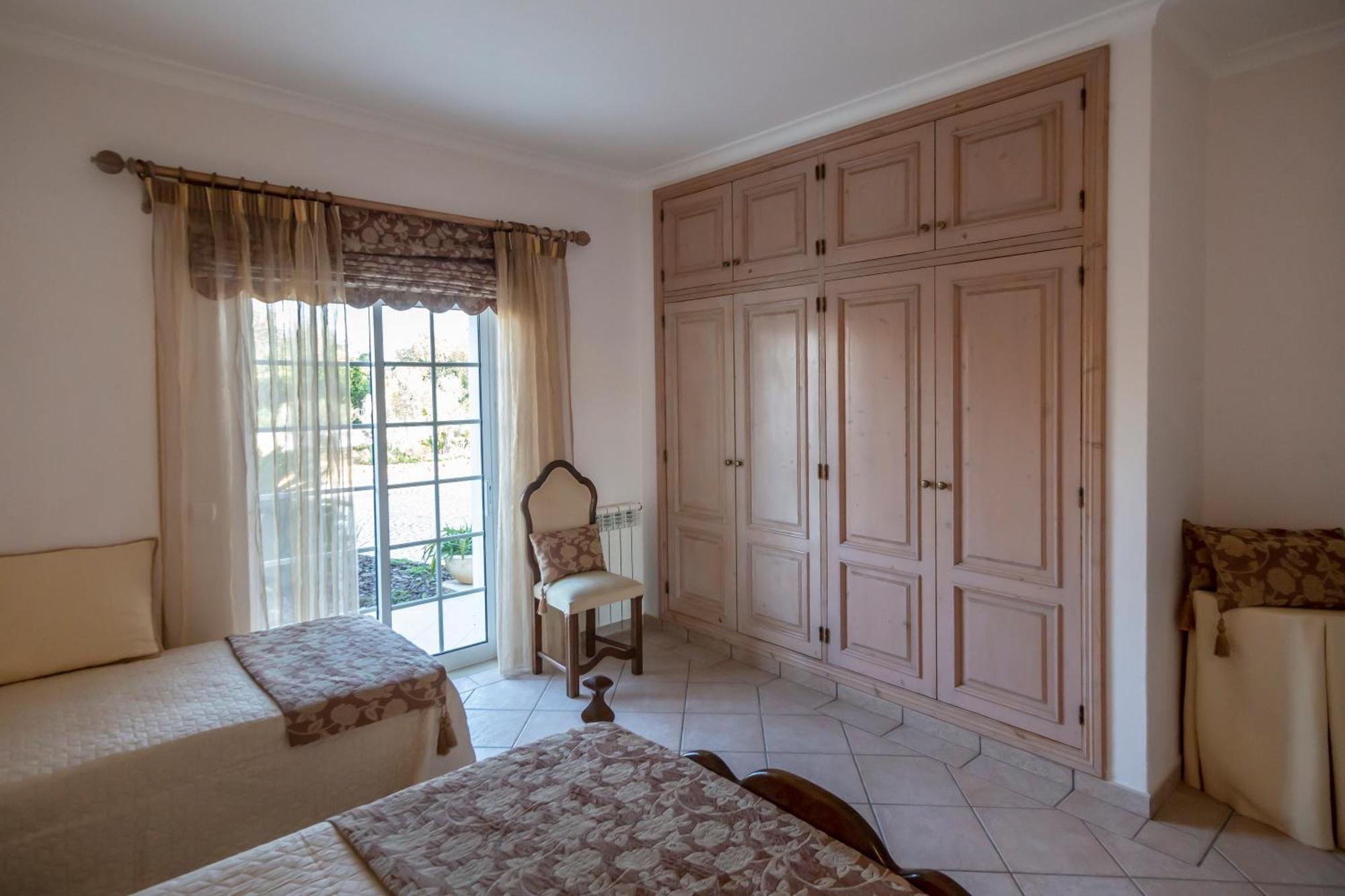 Al Meida Guesthouse Albufeira Esterno foto
