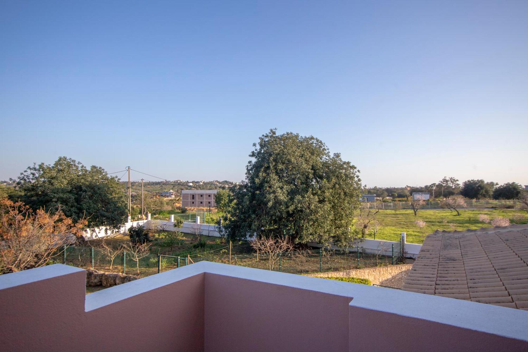 Al Meida Guesthouse Albufeira Esterno foto