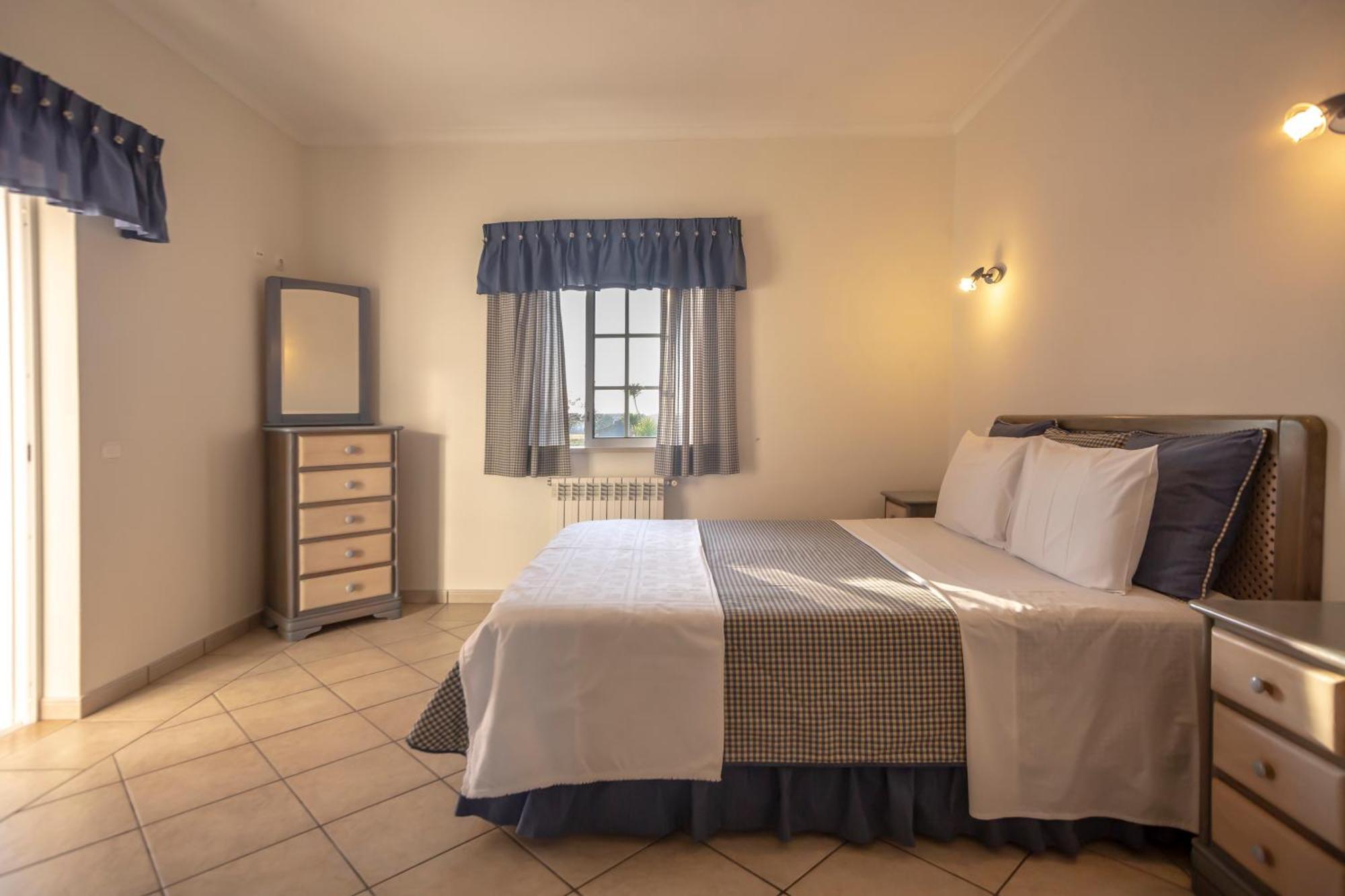 Al Meida Guesthouse Albufeira Esterno foto