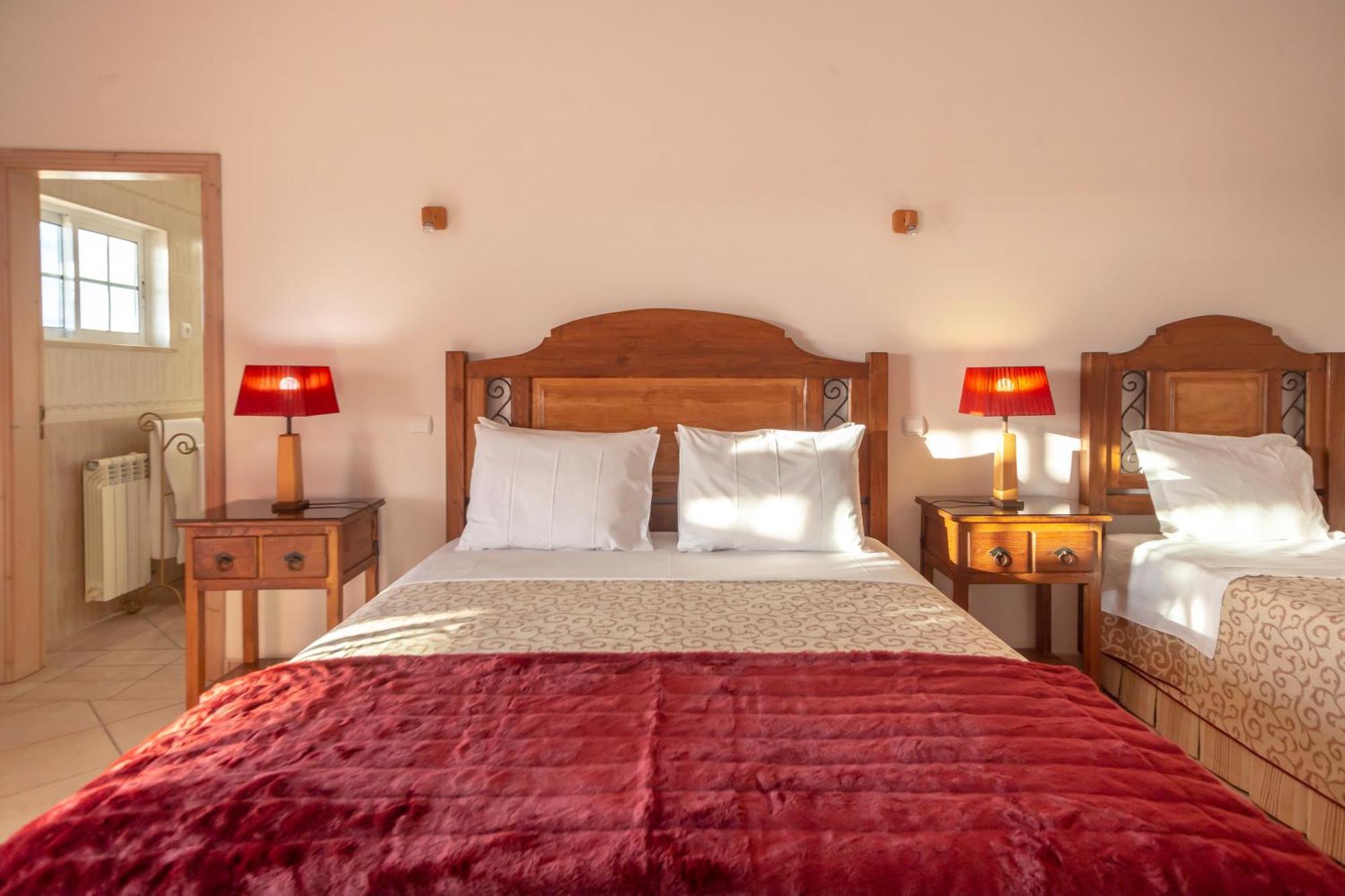 Al Meida Guesthouse Albufeira Esterno foto